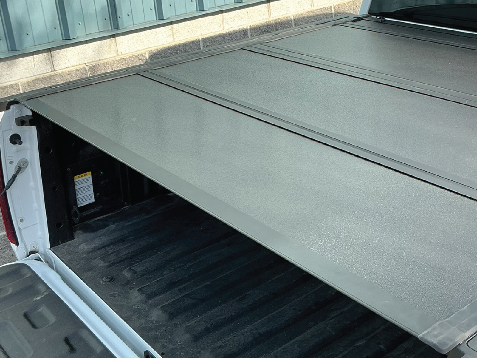 TONNEAU COVER